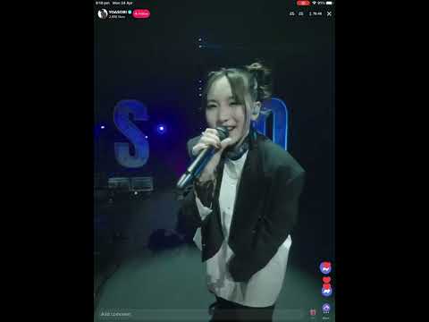 YOASOBI Singing Racing into the Night Live!!!