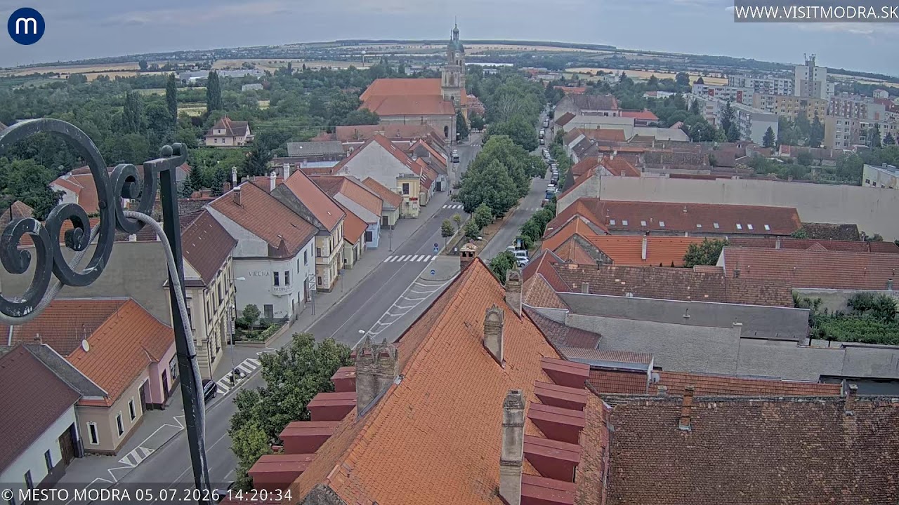Live webcam view of Calle Štúrova en el Casco Antiguo