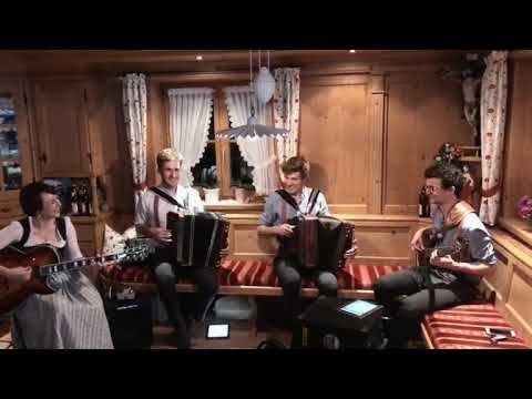 Die Vierhofer - Mit Allgäuer Schwung (M.: Florian Hauber)