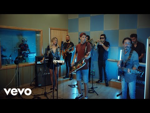 Talento de Barrio - Nunca es Suficiente ft. Fatima Román