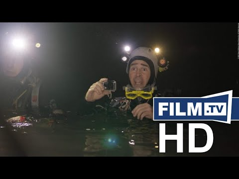 Thirteen Lives Featurette über die Dreharbeiten English (2022)