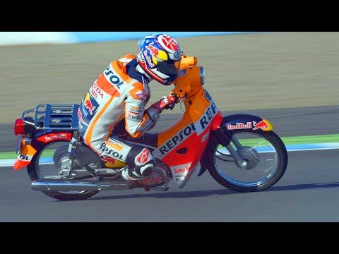 Haha! FUNNIEST RACE of Marc Marquez vs Dani Pedrosa of MotoGP allowed to use to small bikes?