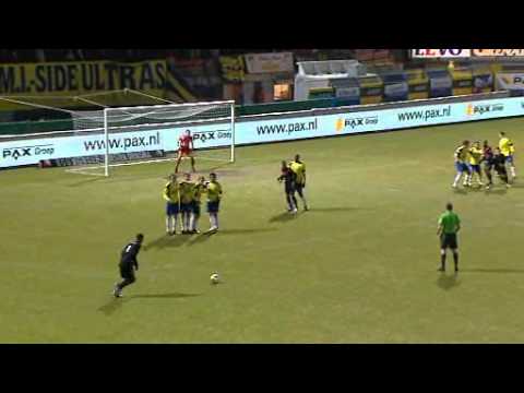 11-3-11 S.C. Cambuur - Almere City FC: Highlights (10/11)