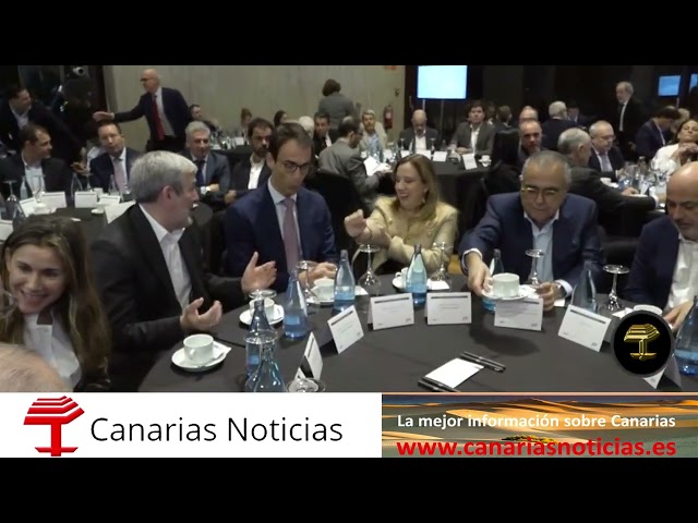 Fernando Clavijo participa en el foro de APD Canarias