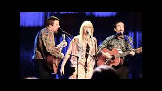 Peter Paul and Mary Alive &quot;This Land Is Your Land&quot;