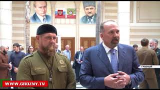 Чечню с рабочим визитом посетил министр строительства и ЖКХ России Михаил Мень