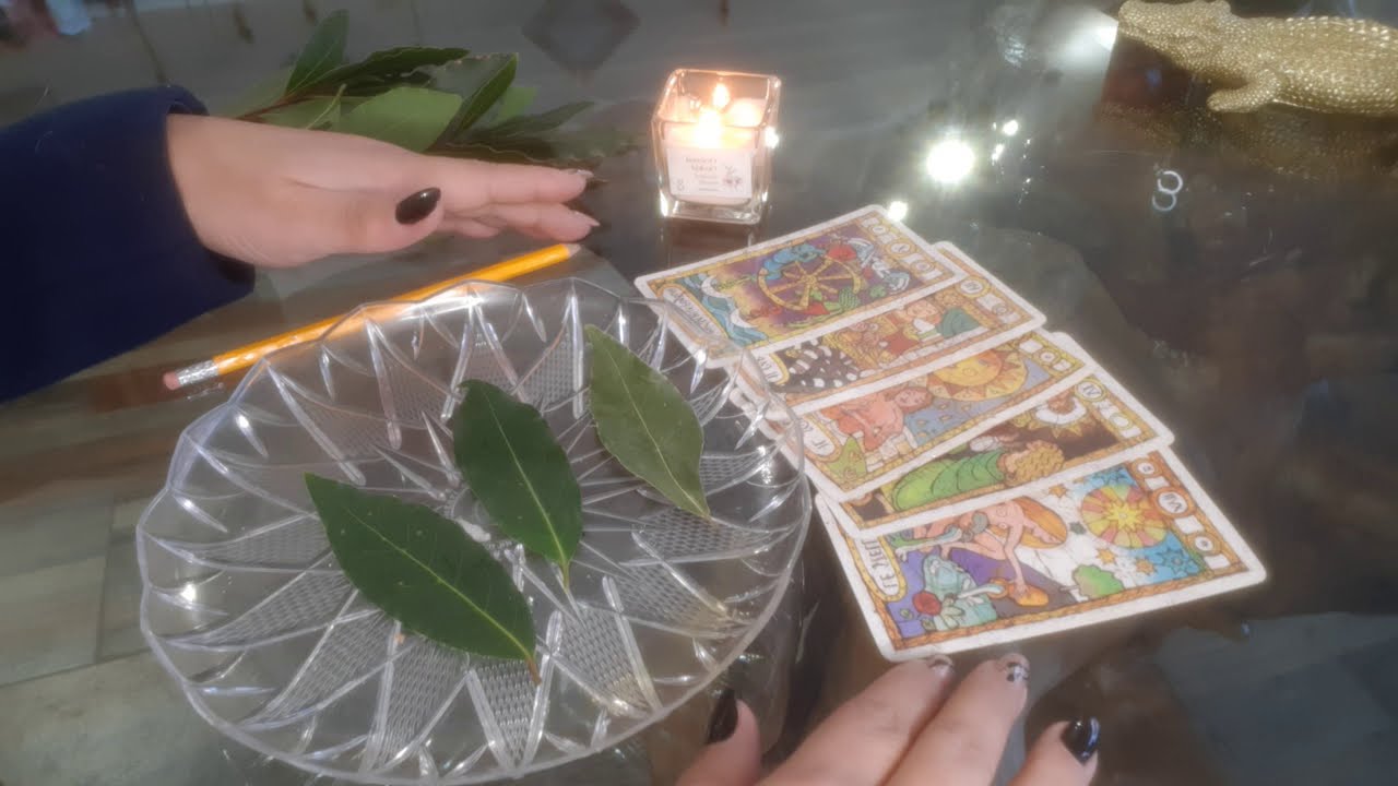 🇮🇹 🌿 Attira i tuoi desideri  con la foglia di alloro 🔮 +39 327 024 374428