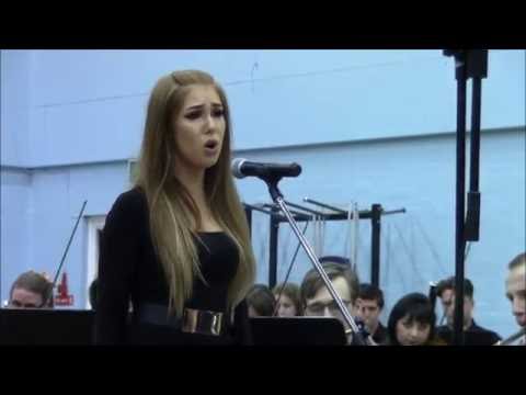 Scarlett Quigley sings Nessun Dorma with 120 piece orchestra