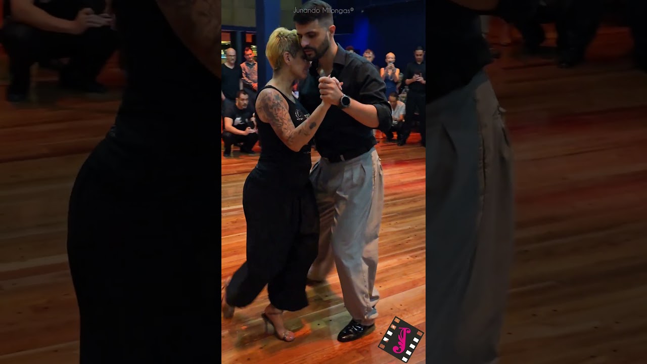 Bailan!  ALEJANDRA MANTIÑAN & MICHALIS KARATSIORIS  | Tango Argentino | Junando Milongas®