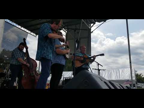 Dark Hollow  / Rickey Wasson Band  / Tribute to J.D  Crowe