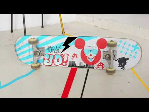 Uni Posca Marker Pen Navy Blue