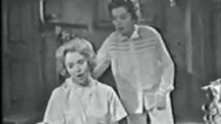 Rosalind Russell &amp; Jacqueline McKeever: &quot;Ohio&quot; from Wonderful Town - 1958