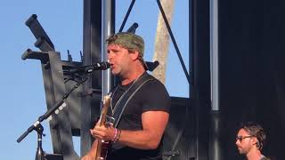 Billy Currington-Pretty Good at Drinking Beer