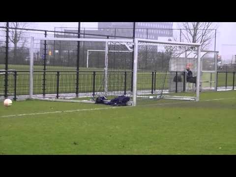Zestienhoven E5 - FC Zoetermeer E3 dd 7-12-2013