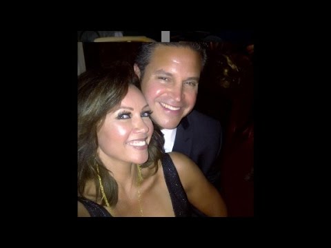 download lagu mp3 mp4 Celebs Tied, download lagu Celebs Tied gratis, unduh video klip Celebs Tied