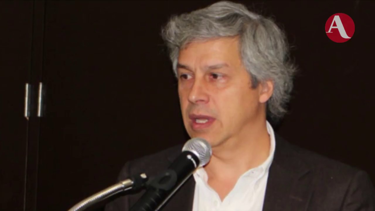 Pedir a la sociedad no hablar de corrupción... 