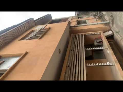 A spacious 6-bedroom duplex located around the Airport Road/Mafoluku area of Oshodi, Lagos.