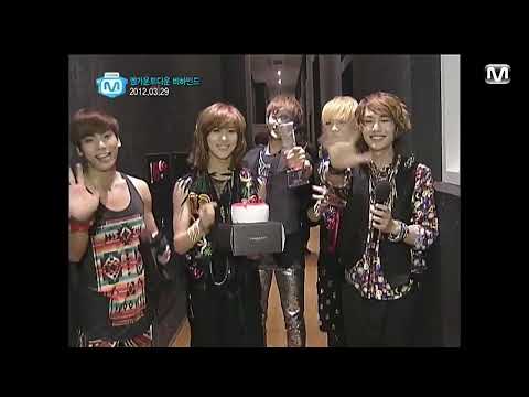 120405 SHINee on WIDE ENTERTAINMENT NEWS celebrating Sherlock 1위