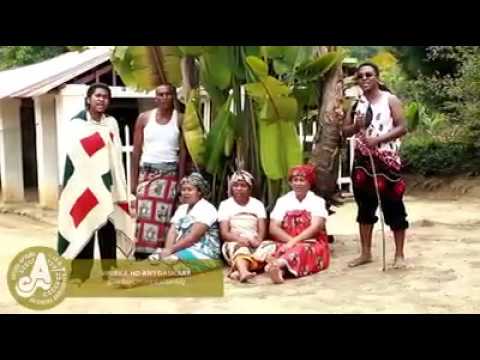 VAVAKA HO AN'I GASIKARA - Liva RAKOTONDRATSIMBA /Chorale ANJOMARA ANOSIVAVAKA