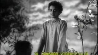 Iss duniya se nirala houn main - YouTube