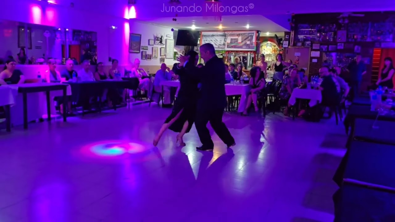 MARIANA BOJANICH & SEBASTIAN RIPOLL  || El puntazo (Juan D'Arienzo)