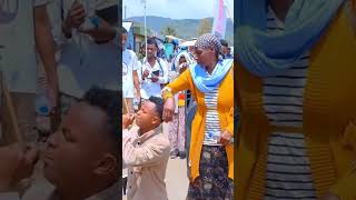 Download lagu Wongel Yashanifal #misiraachoo #afanoromo #farfannaa #farfanna #newsong #afan #song #songs mp3