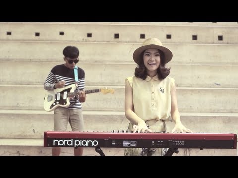 Plastic Plastic - อยากรู้ (Official MV)