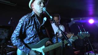 Colin Dunn and The Lagavulins Live! at The Tooting Tram & Social - boozenblues