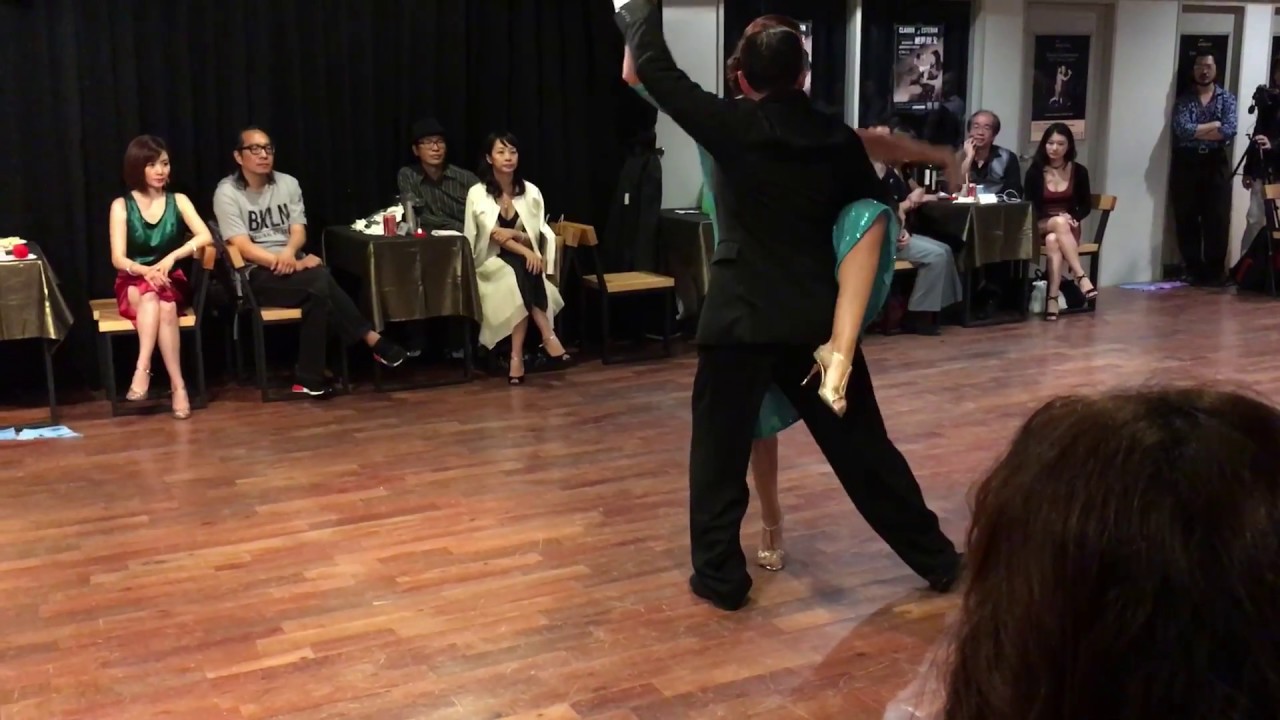 2016 Esteban Moreno y Claudia Codega show 2 of 5 in Asi Space in Taipei