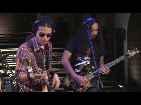 Tropikal Forever - Lo Menea (En Sesiones Claustro)