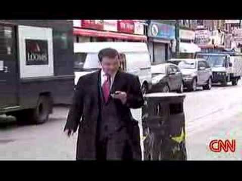 【趣味生活】來看看倫敦怎麼預防走路不長眼的路人