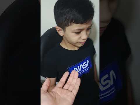 دكتور مو فهمان ع منان شو عم يوجعو😅 #شوكولاتة #دبي@دليار_و_منان