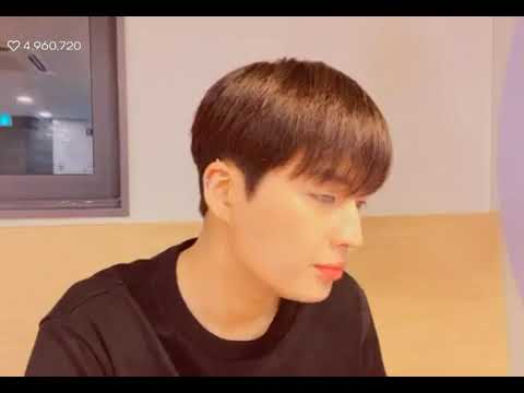 Up10tion's Kogyeol playing Mayday by Victon on his live|| VIC10TION
