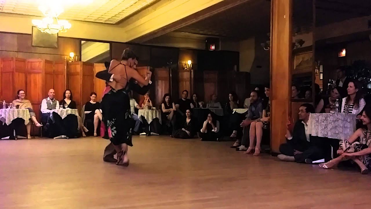 Virginia Pandolfi & Jonatan Agüero 2/4