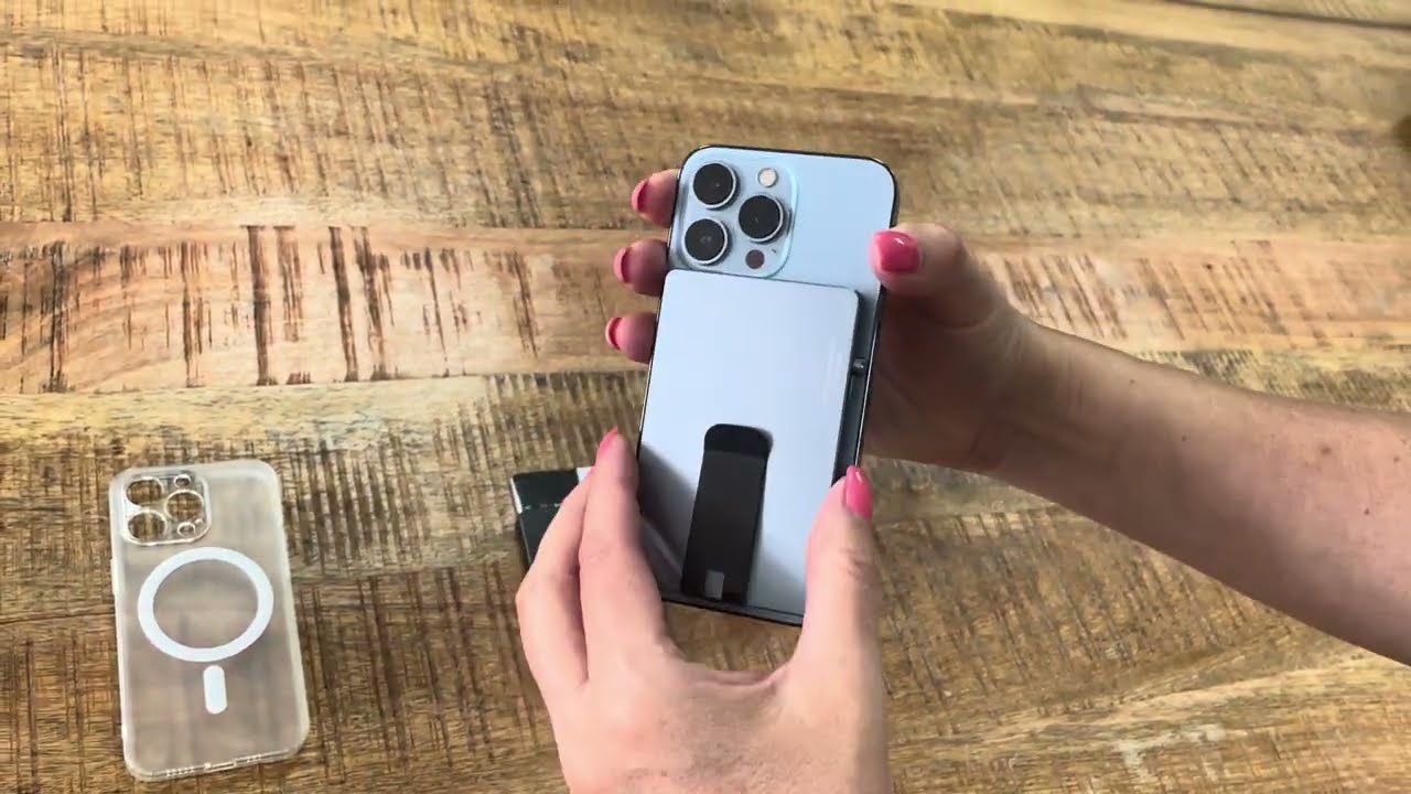 Valenta CardCase Aluminium MagSafe Money Clip Schwarz Valenta CardCase Aluminium MagSafe Money Clip Schwarz