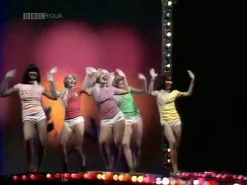 Legs & Co - Way Down [Version 1] - TOTP TX: 25/08/1977 [700th show]