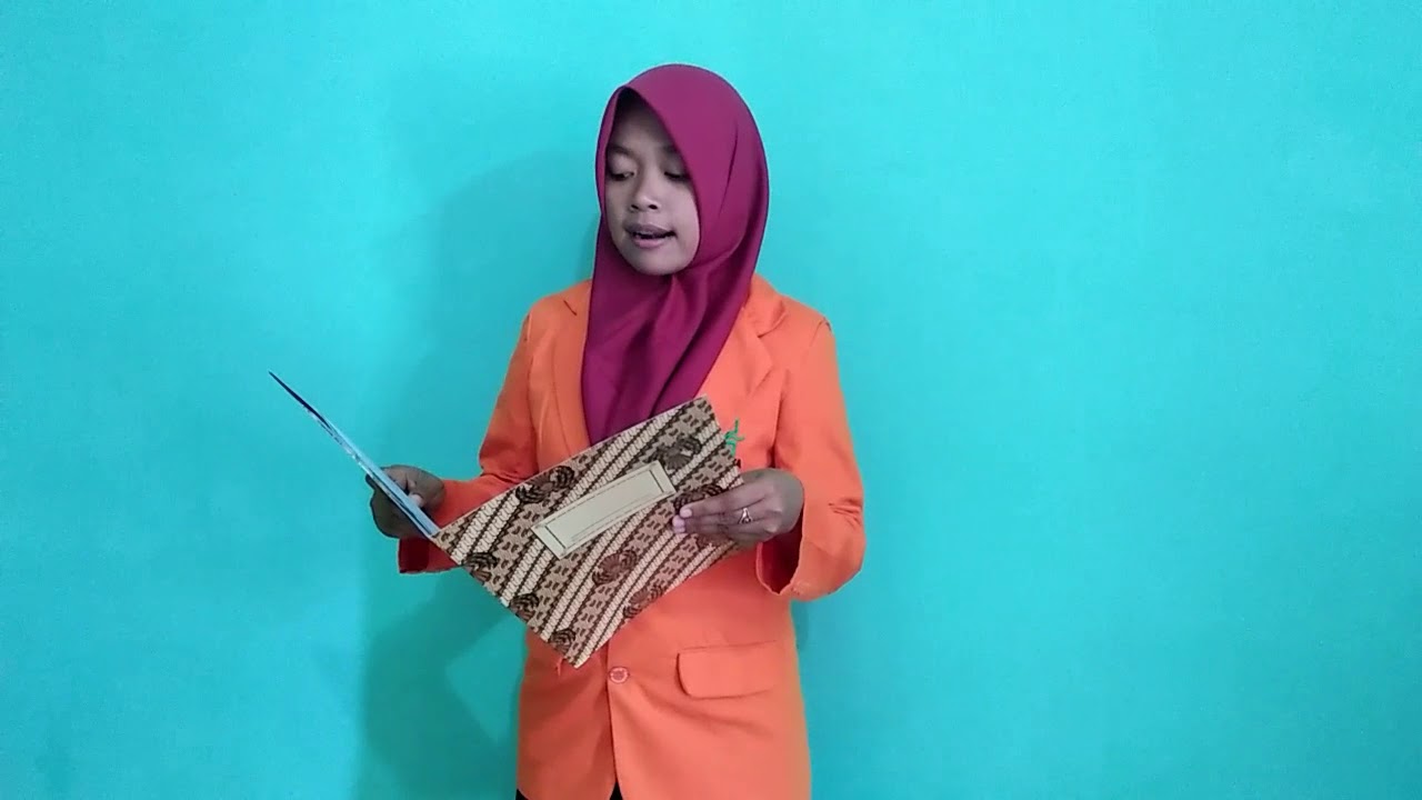 Pembacaan doa upacara bendera