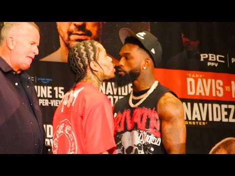 HEATED: GERVONTA DAVIS PUTS HANDS ON FRANK MARTIN IN PRESS CONFERENCE