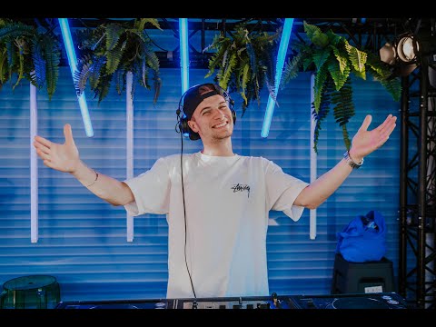 MNM Blokhut: 5NAPBACK