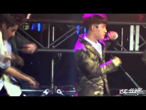 [FANCAM] 130804 부산 현인가요제 EXO - 으르렁 (백현 경수 Focus)