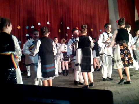 Ansamblul folcloric Doina Aiudului - copii.