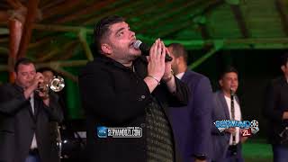 En Mi Rancho Y En Mi Barrio Lyrics English Translation