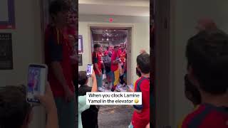 Download lagu Lamine Yamal was trying to hide in the corner 😂 (via msk_sampath/TT) mp3
