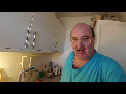 MongoTV_5950 - Min Aftensmad - DANISH MUKBANG - Del 1 - FRIKADELLER Med KARTOFFELSALAT og RØDKÅL