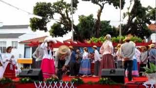 preview picture of video 'Grupo Folclórico da Casa do Povo de São Caetano, Santa Maria Madalena, 2012'