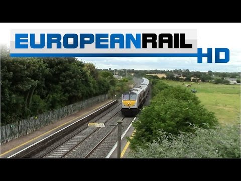 Iarnród Éireann Irish Rail 201 loco 206 + Enterprise De Dietrich 9001 passes Gormanston Station