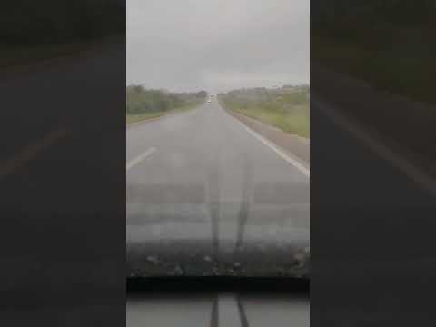 Passando em Geminiano, Piauí, Brasil, pela BR-407, nesta sexta-feira, 24/04/2026.