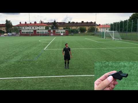 Referee whistle comparision: Molten Valkeen - Acme Tornado T2000 - Devastator...