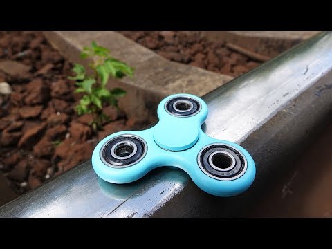 FIDGET SPINNER VS TRAIN - DO NOT REPEAT!!!