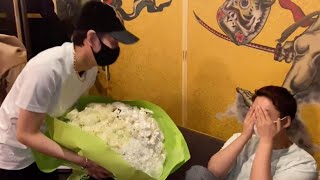 - ヒカルガチ勢しらスタのおしらさんの登録者150万人祝いで本人登場ドッキリしたらこの反応ww